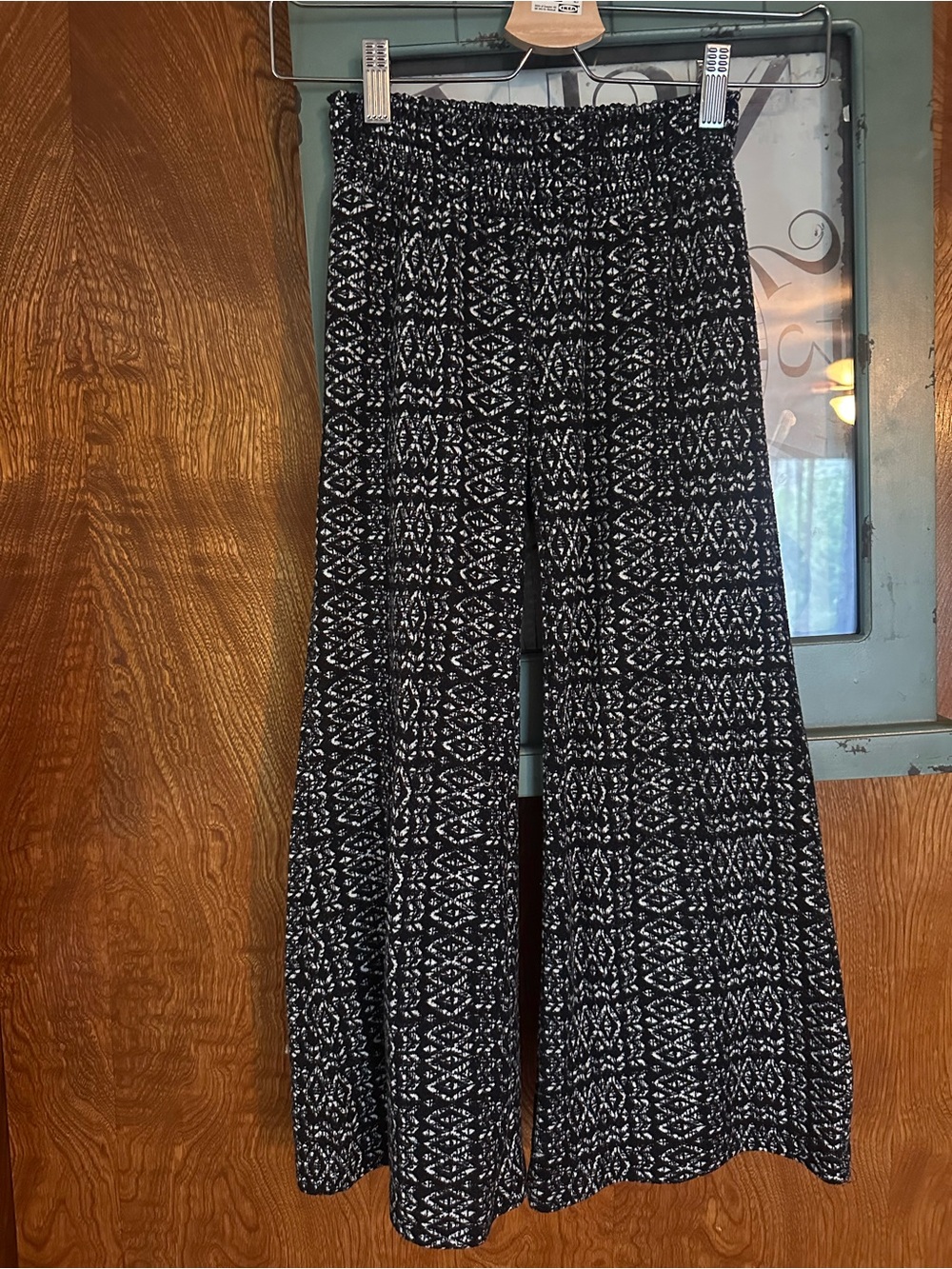 Mudd Black & White Wide-Leg Printed Palazzo Pants